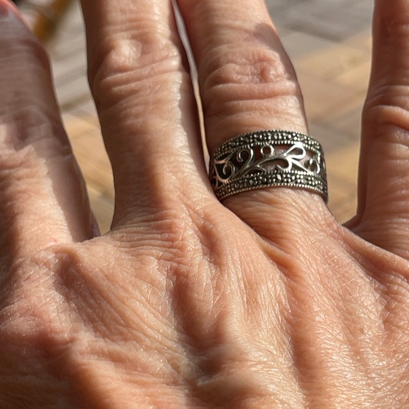 Vintage 925 band ring w/marcasite - Picture 5 of 7
